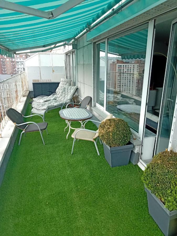 Liege Centre Mediacite Appartement Possible Parking Terrasse Immense 8Eme Pour 2 Personnes Buitenkant foto
